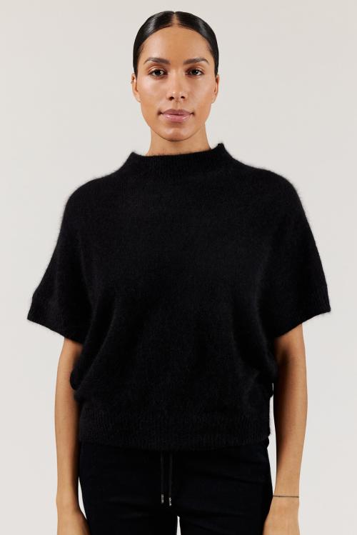 DOANNA KNIT