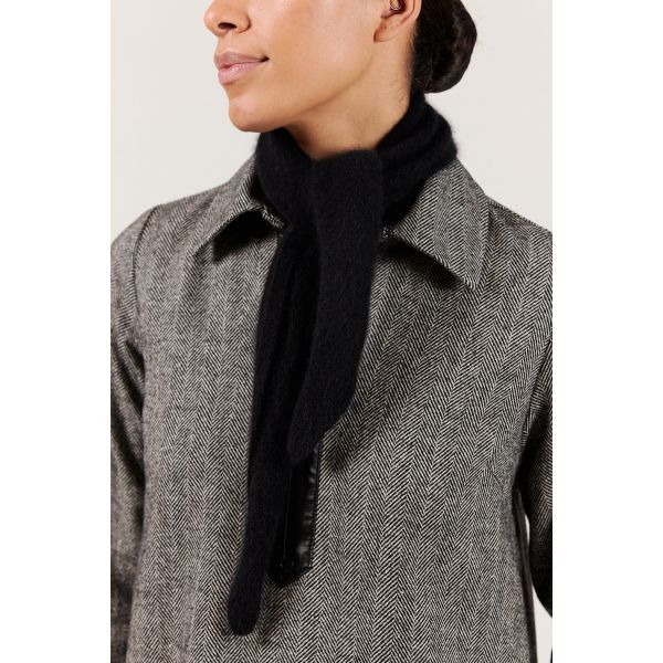 PAULA KNIT SCARF