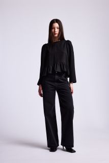 JINGER TOP_BLACK_1.jpeg