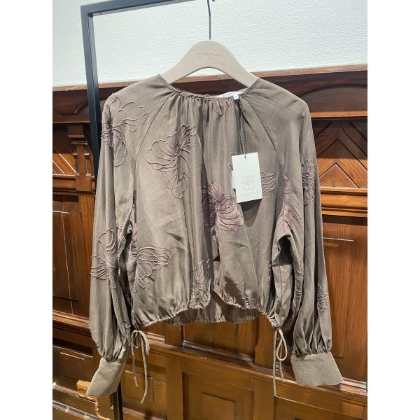 Veria Blouse