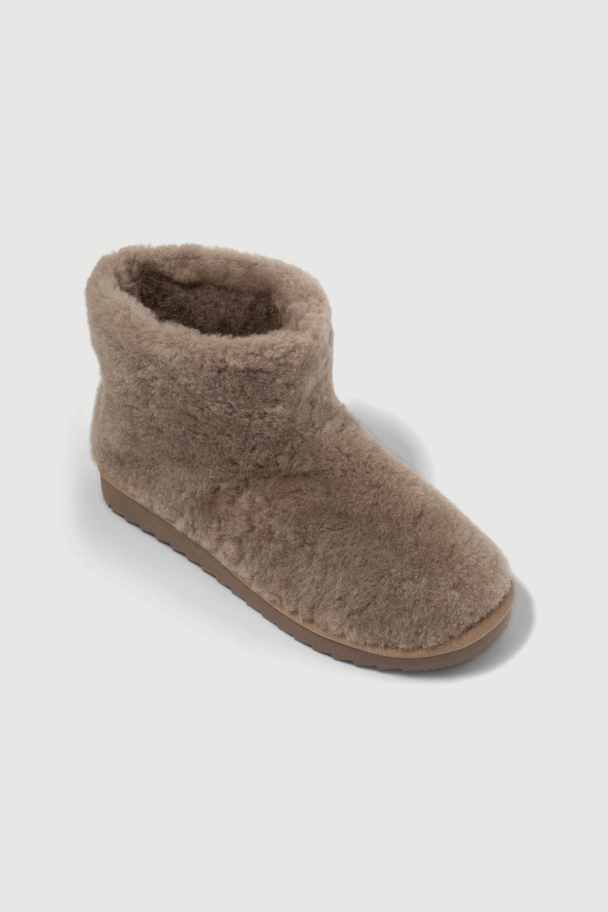 MOUNT BOOTS - Image 2