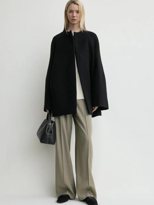 Bell-Sleeve Jacket Black