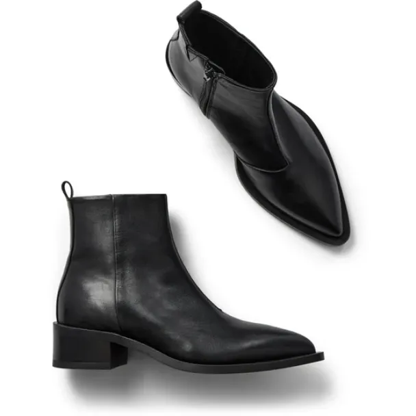 Elva Boots - Image 1