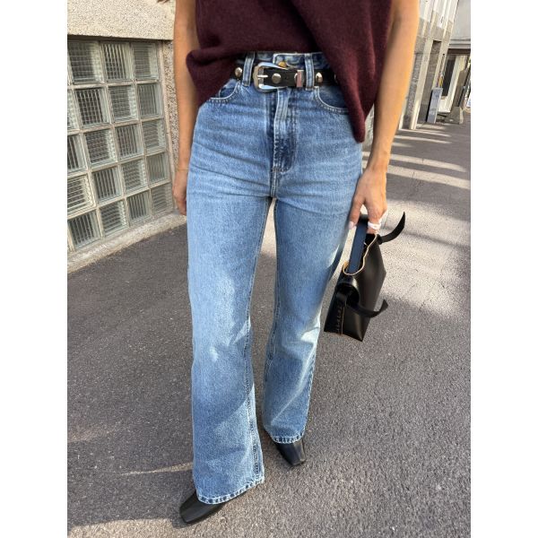 Ninette  - Veined Free