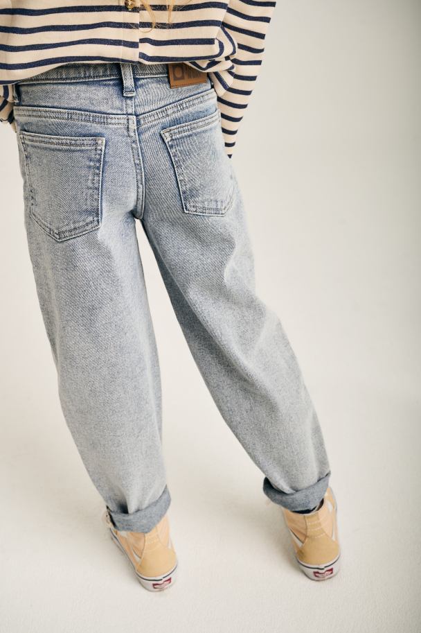 Jada Slouchy Jeans - Denim Bleach - Image 5