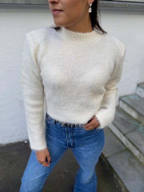 Hairy Knit Fitted Sweater - Off White