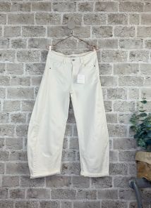 JUDE  JEANS