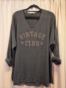 VINTAGE SWEATER