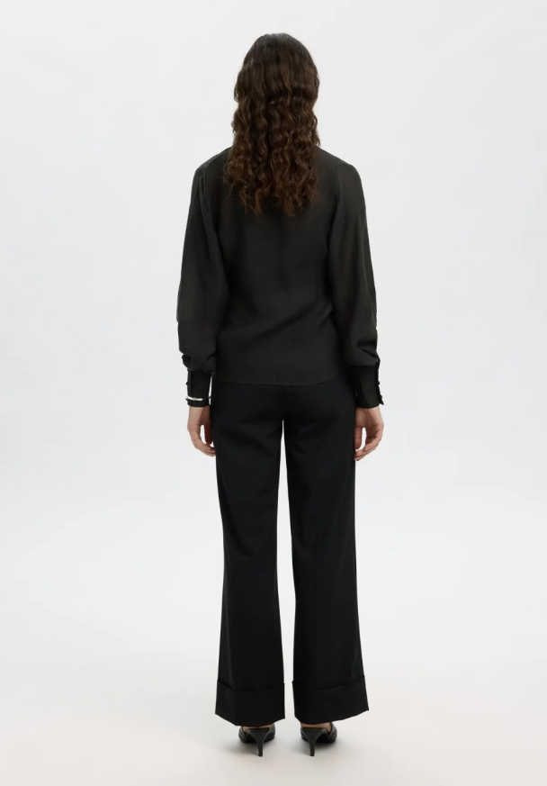Neomi Top - Black  - Image 2