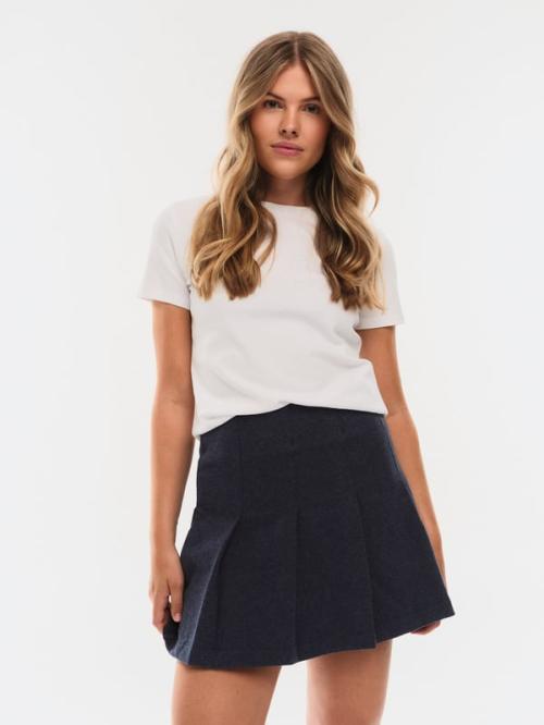 Kiari Tee White