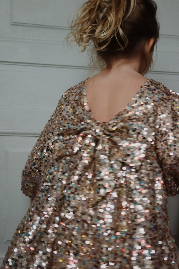 Lila Sequins Bow Dress - Gold Glitter - Image 4
