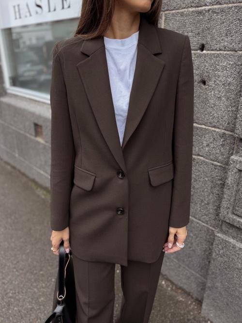 Rita Relaxed Blazer - Delicioso 
