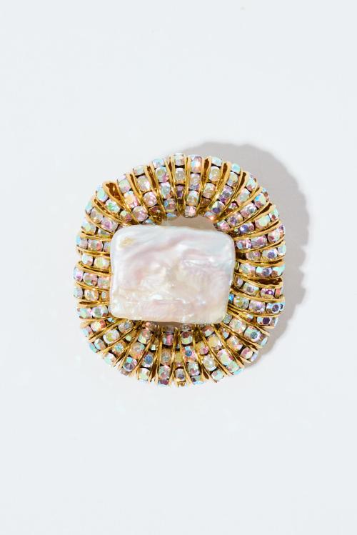 PARIS BROOCH GOLD 