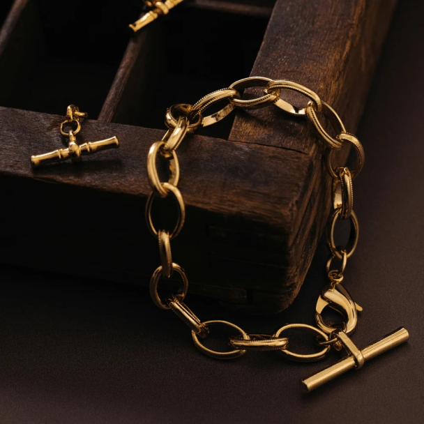 Oval Link Bracelet - Image 2