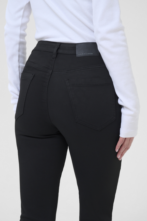 KAwillow HW Slim Fit Jeans Svart - Image 4