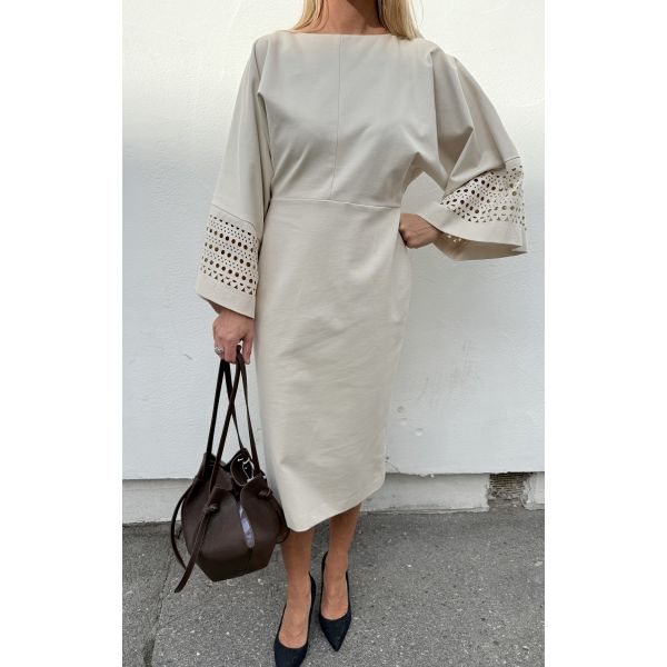 DRESS M5IA37 
