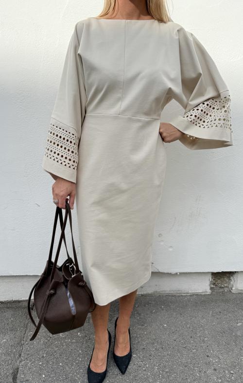 DRESS M5IA37 