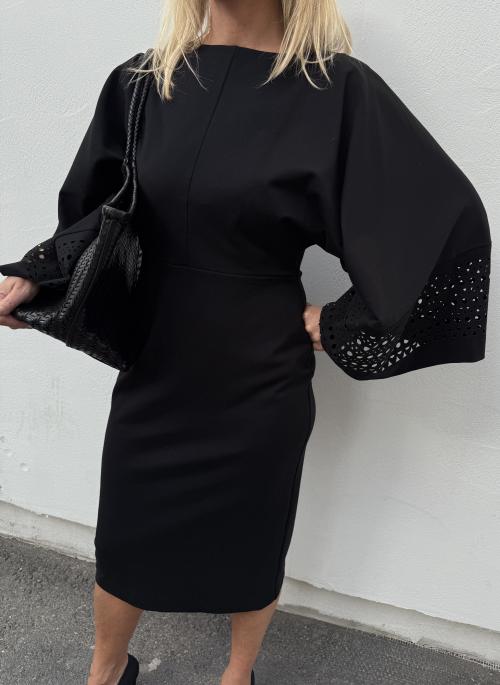DRESS M5IA37 