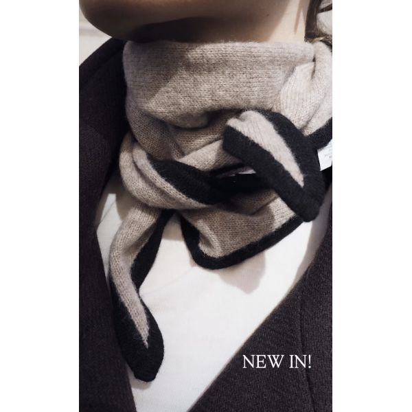 Maria Contrast Cashmere Scarf