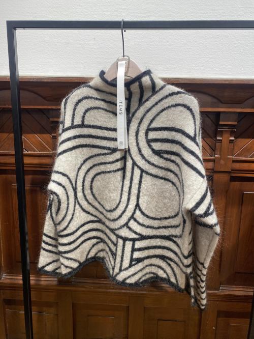 Signa Knit T-Neck