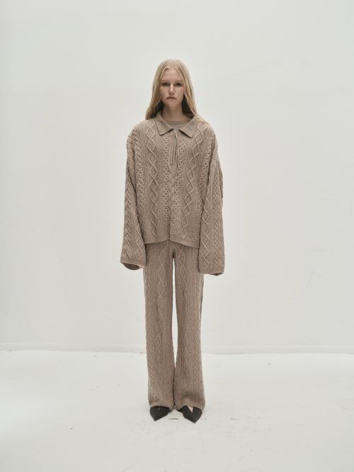Rhea Cable Knit Mole