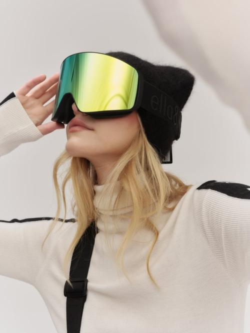 SKI GOGGLES