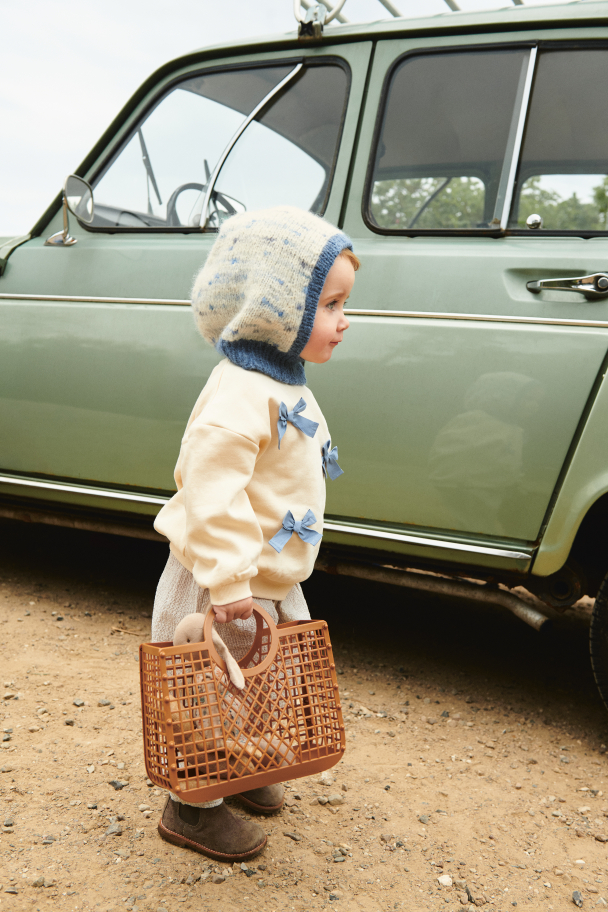 2506 - 3 - Hugsy Hood Junior - Image 4