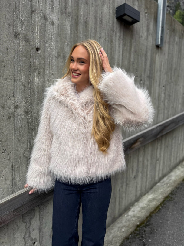 Brea Fury Jacket - Image 10