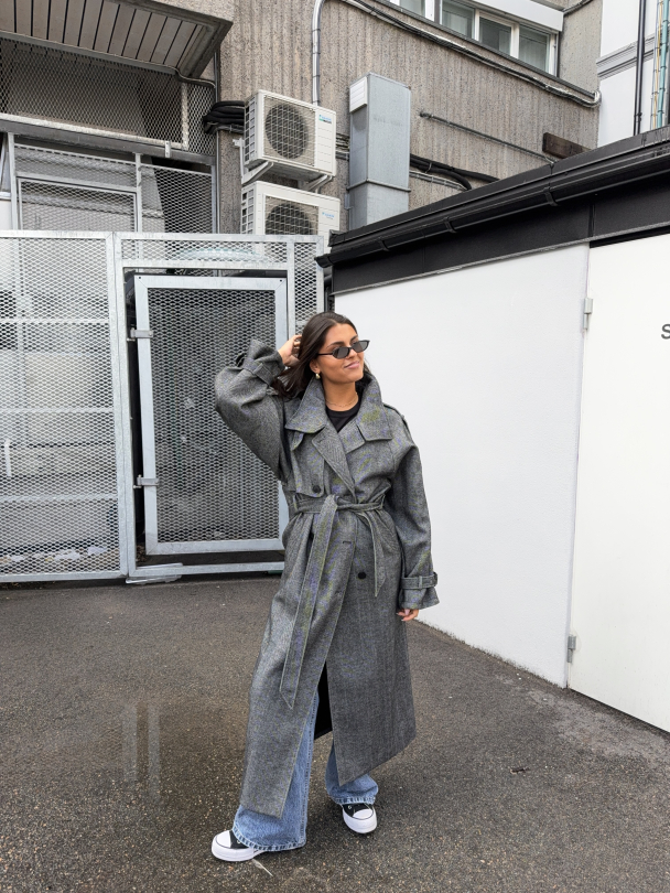 Avic Long Coat - Herringbone Black  - Image 8