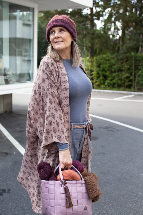 Stripet lue i kos - Image 2