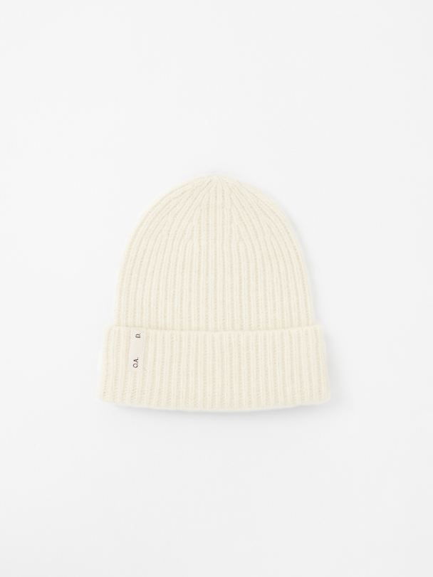 O.A.D. RIbbed Beanie White - Image 2