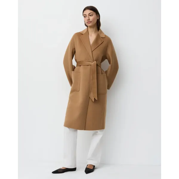 THE CLASSIC COAT