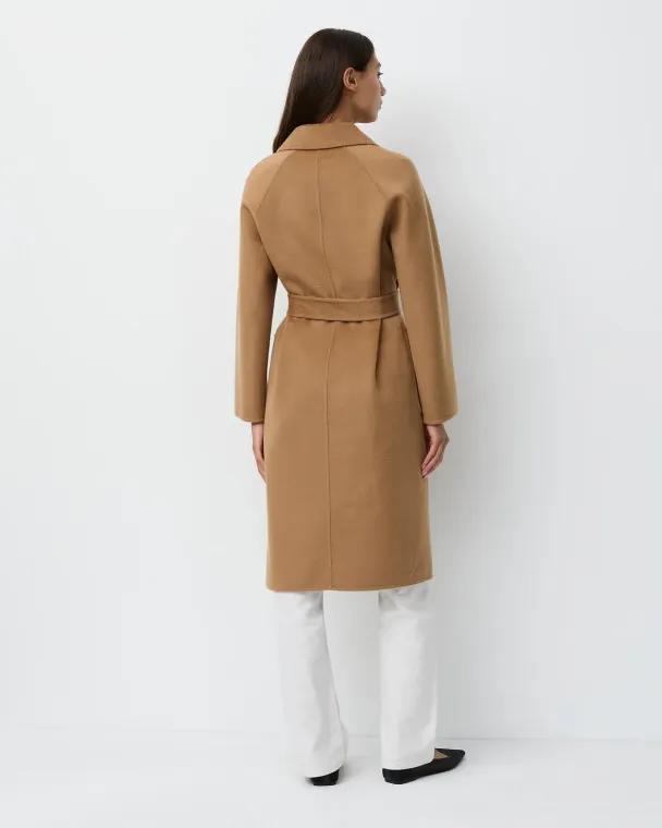 THE CLASSIC COAT - Image 2