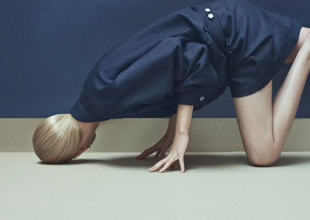 Plakat In Deep Blue 50x70 cm - Image 1