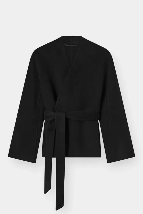THE MODERN JACKET