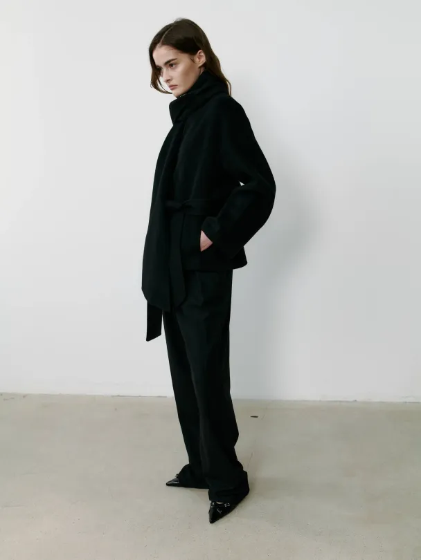 THE MODERN JACKET - Image 2