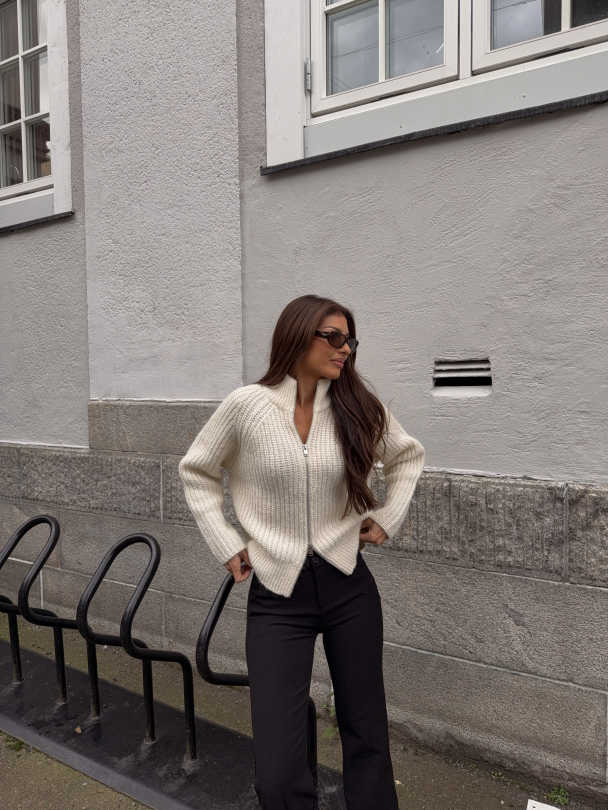 Anjuli Knit Zip Cardigan - Snow White  - Image 5