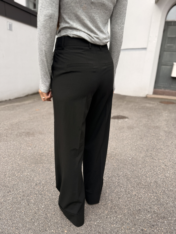 Aila Pant - Black  - Image 6