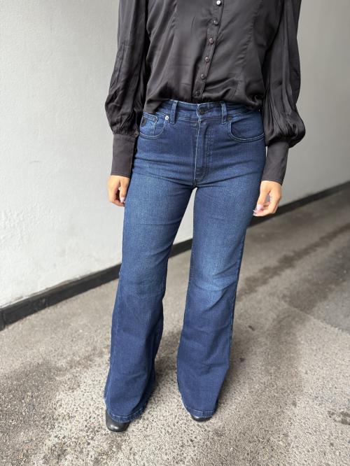 Palas - Brushed Blue Black