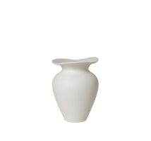 04 vase.jpg