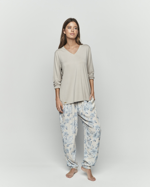 Pysjamas, blå blomster - Image 1