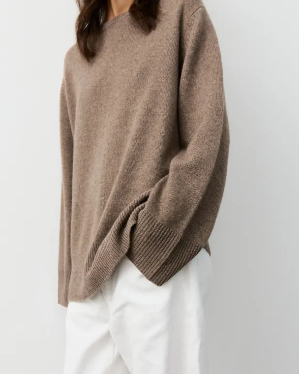 THE CLASSIC CREW NECK SWEATER - Image 4