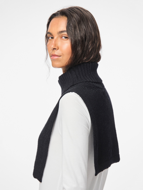PCJANNI NECKWARMER NOOS BC - Image 4