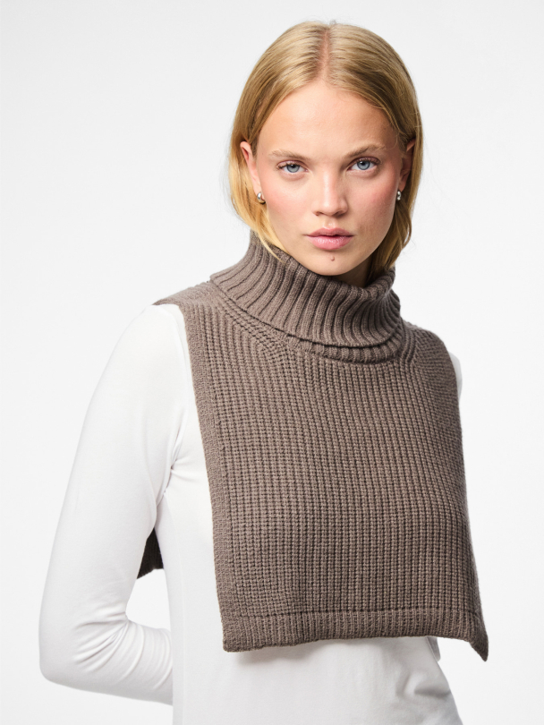 PCJANNI NECKWARMER NOOS BC - Image 2