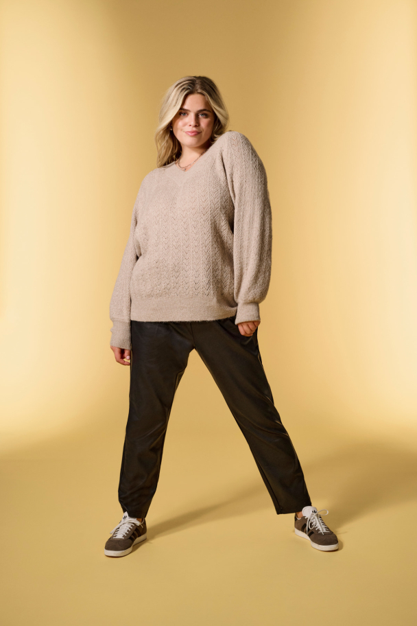 CARLUCILLA LS GLITTER V-NECK KNT Style No. - Image 2