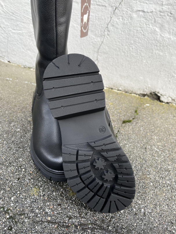 Elche Vintersko m/saueskinn Svart - Image 3