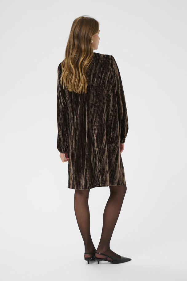 KAelva Kjole Velour - Image 3