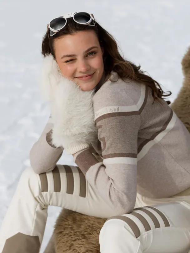 Solsidan Knitted Sweater - Image 3