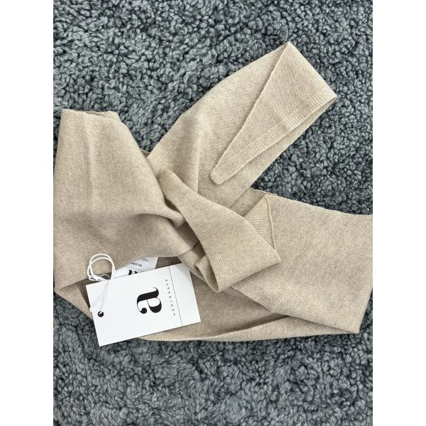Audrey Beige
