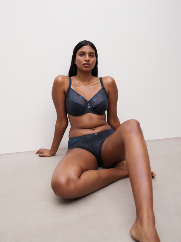 Intrigue, full cup, Sailing blue - Image 5